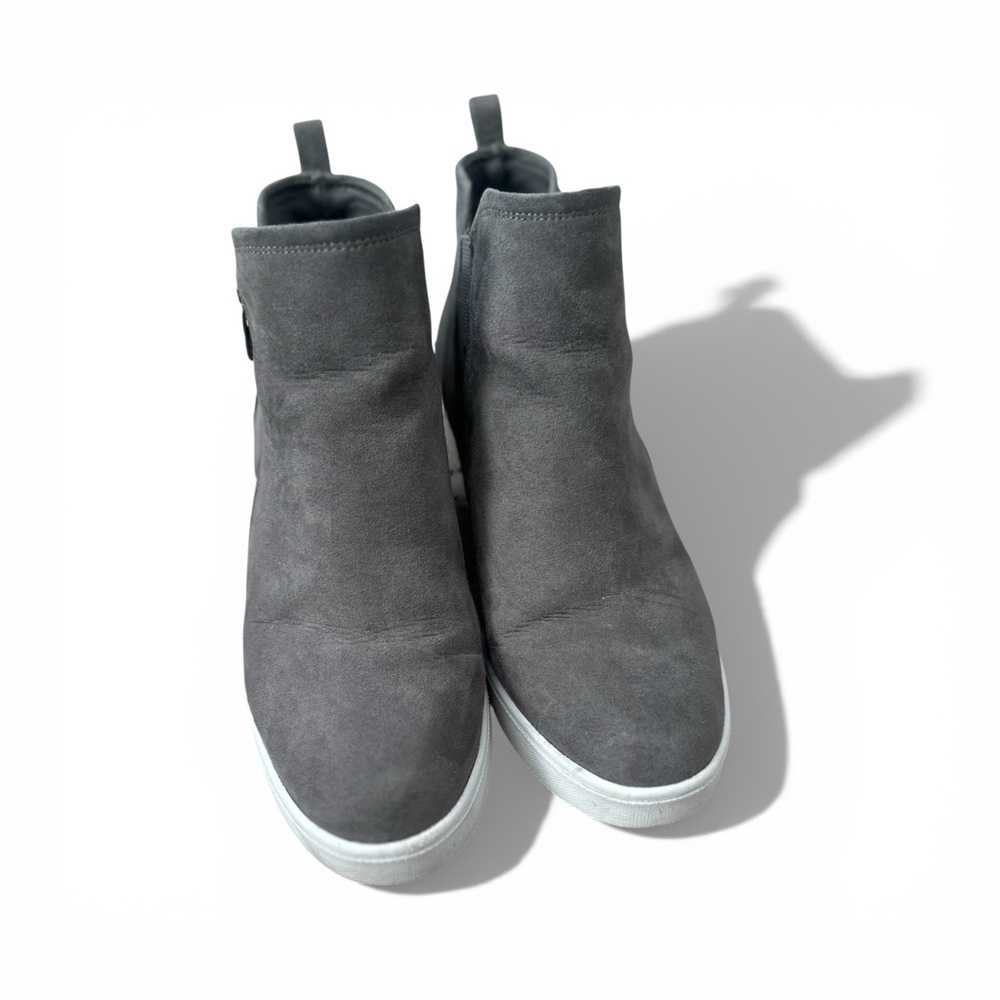 AK Sports Stacked Sneaker Booty Grey Size 9